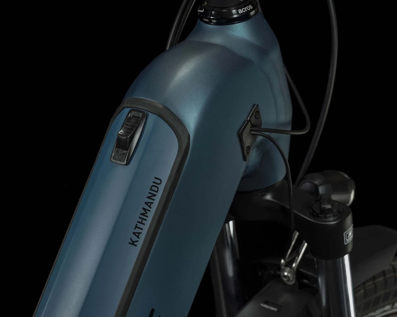 Cube Kathmandu Hybrid ONE 750 - Easy Entry Elektro Trekking Bike 2023 | Blue´n´black