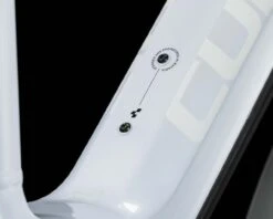 Cube Reaction Hybrid Pro 625 Allroad - 29" Elektro MTB Hardtail 2023 | Flashwhite´n´black -Lenker Fest Verkaufsgeschäft cube reaction hybrid pro 625 allroad 29 elektro mtb hardtail 2023 flashwhitenblack l 005 95781 2200x1760 1280x1280