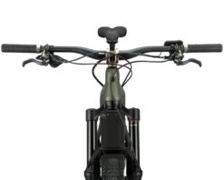 Ns-bikes NS Bikes E-Fine 1 170 Shimano EP8/630Wh - Elektro MTB-Fully 2022 | Black-green -Lenker Fest Verkaufsgeschäft ns bikes e fine 1 170 shimano ep8630wh elektro mtb fully 2022 black green l 004 91400 2200x1760 1280x1280